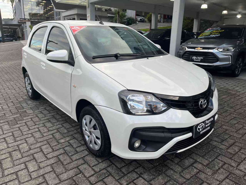 etios hatch x 1.3 flex manual