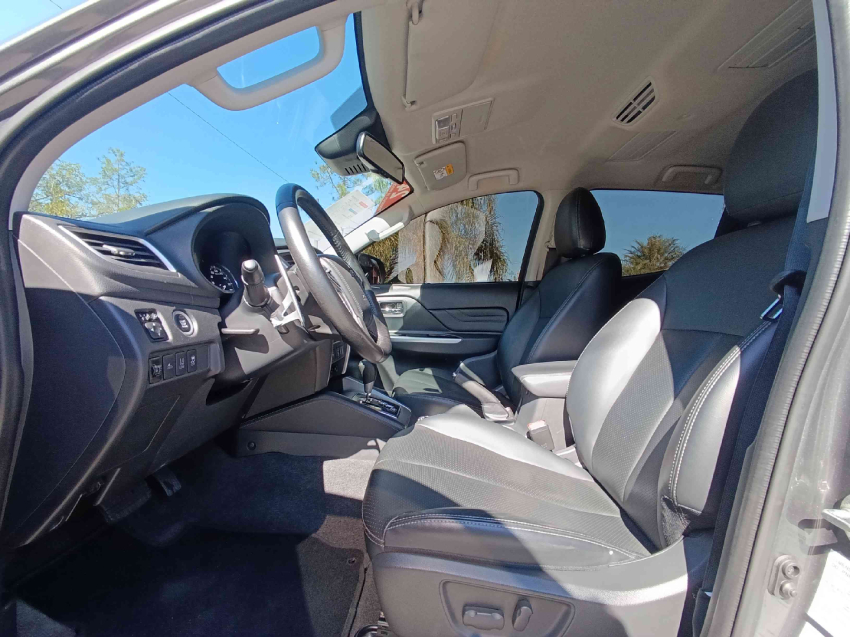 l-200 cd triton sport hpe-s 4x4 2.4 tb at6