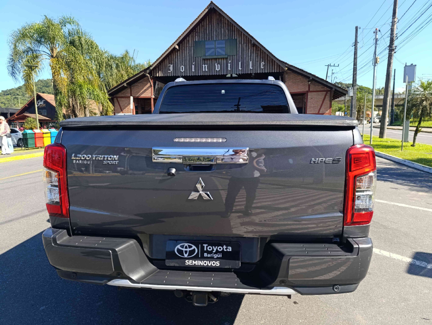 l-200 cd triton sport hpe-s 4x4 2.4 tb at6