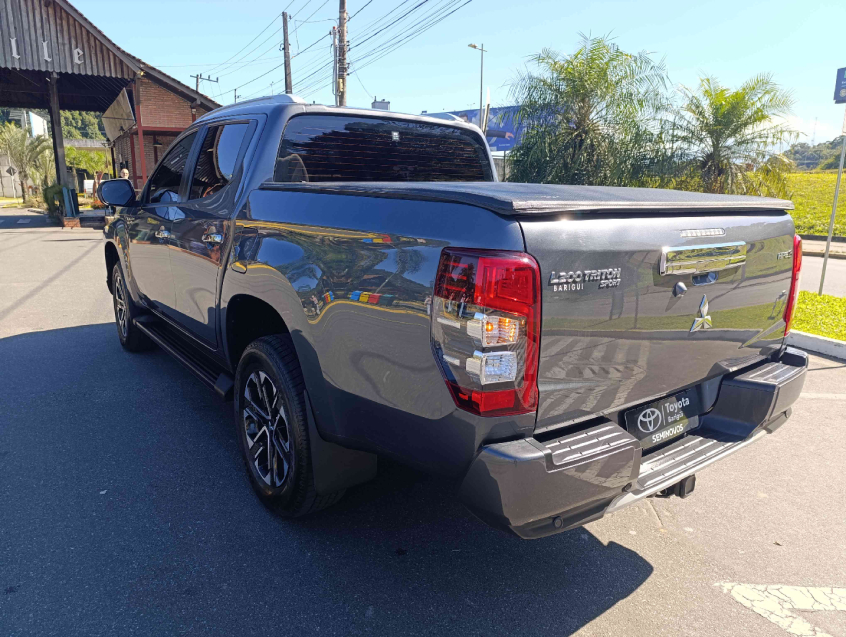 l-200 cd triton sport hpe-s 4x4 2.4 tb at6