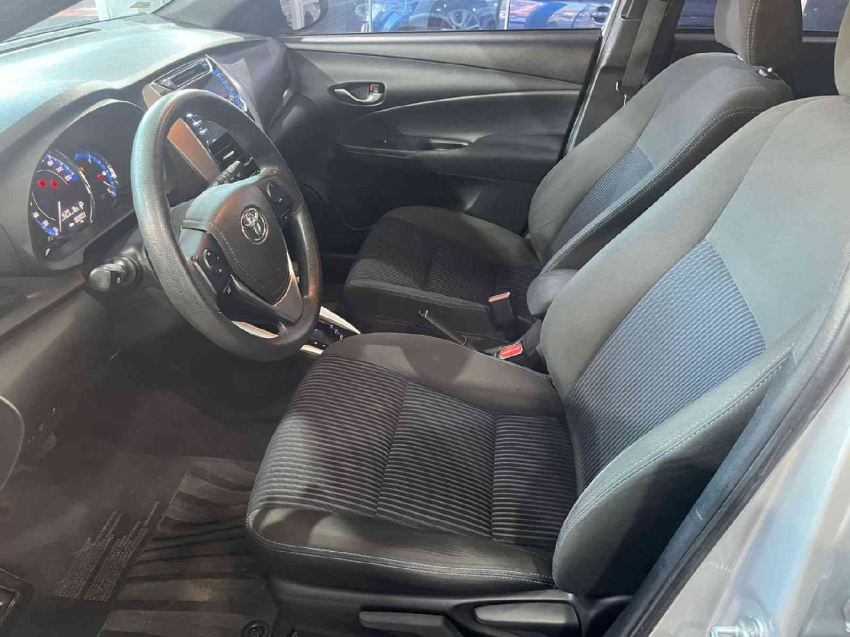 yaris hb xl 1.3 flex