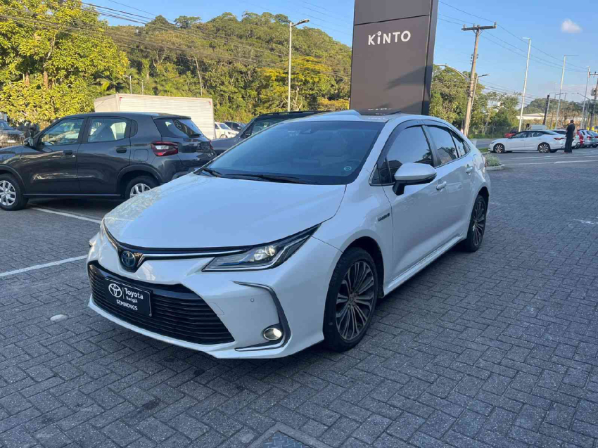 corolla altis hibrido 1.8 aut