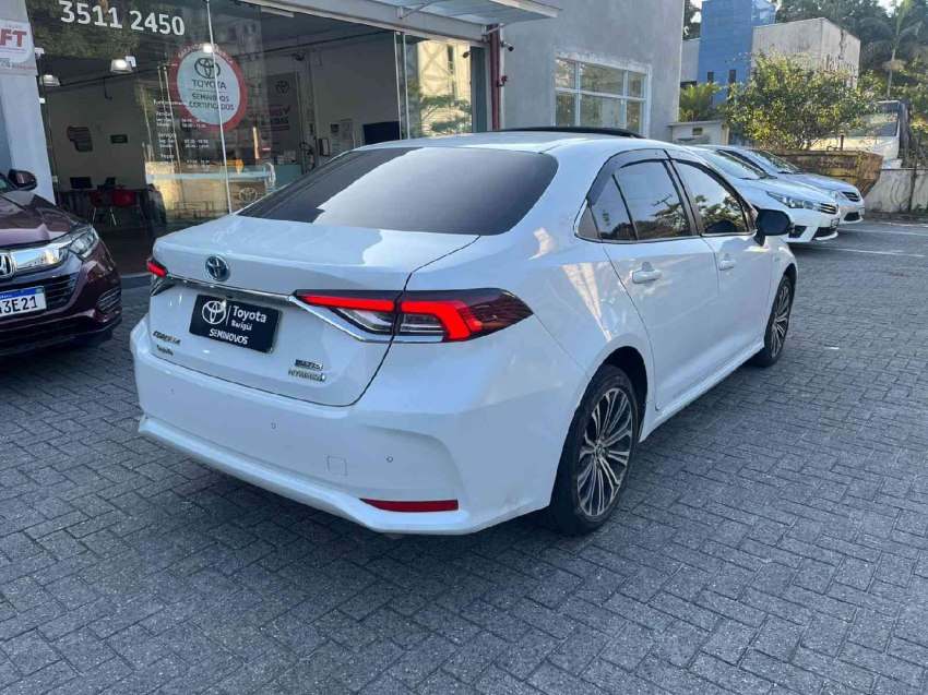 corolla altis hibrido 1.8 aut
