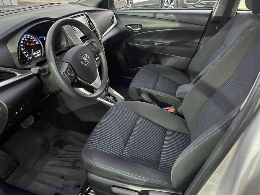 yaris sedan xl plus connect 1.5 16v