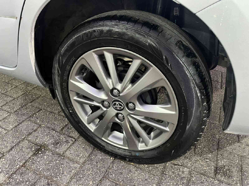 yaris sedan xl plus connect 1.5 16v
