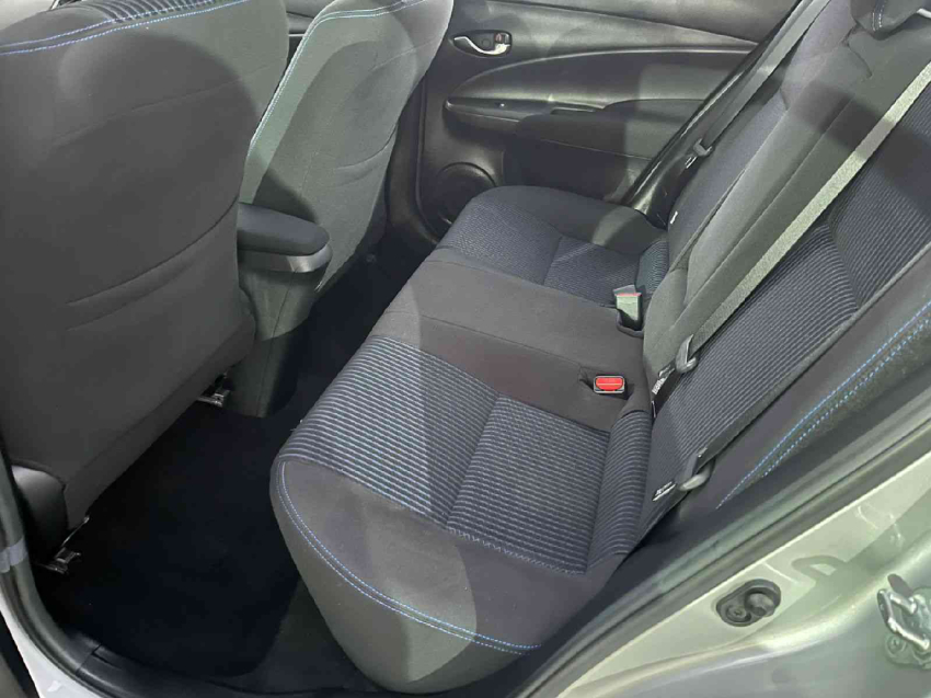 yaris sedan xl plus connect 1.5 16v