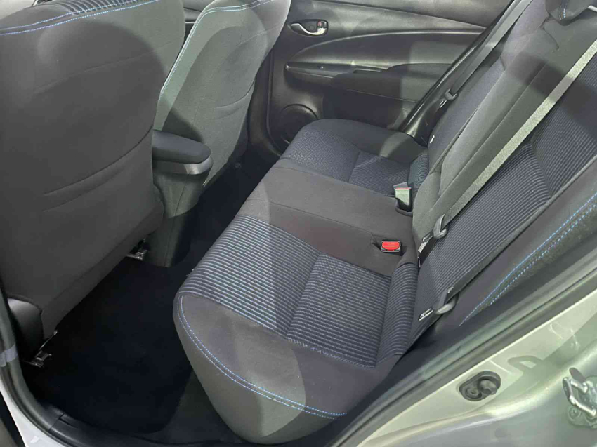 yaris sedan xl plus connect 1.5 16v