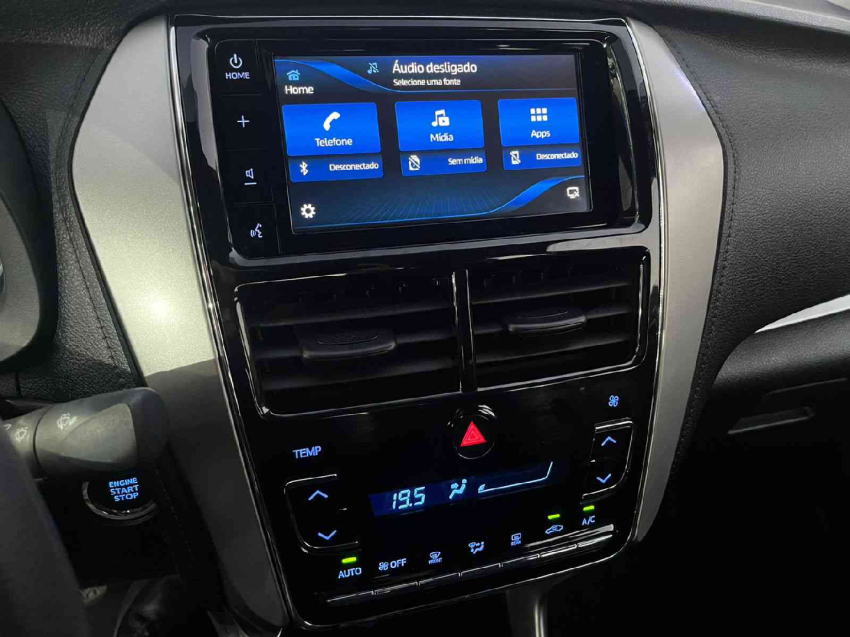 yaris sedan xl plus connect 1.5 16v