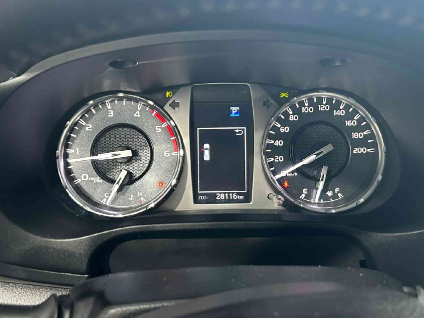 hilux srv 2.8 diesel