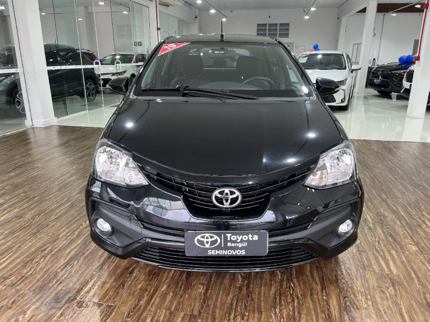 etios hatch x plus 1.5 16v