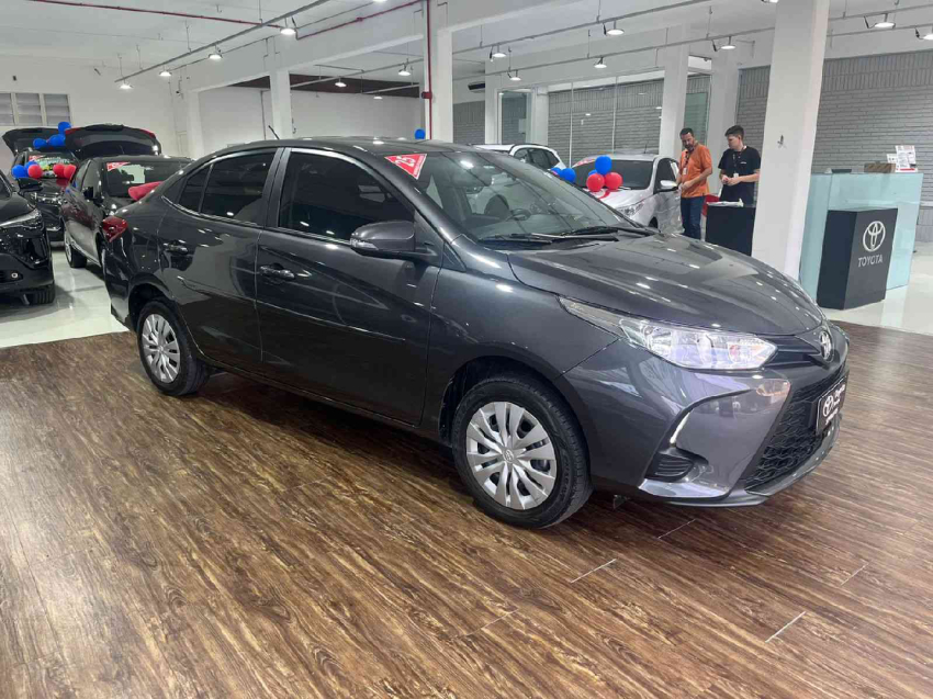 toyota yaris 1.5 16v flex sedan xl multidrive 4p automatico 2025