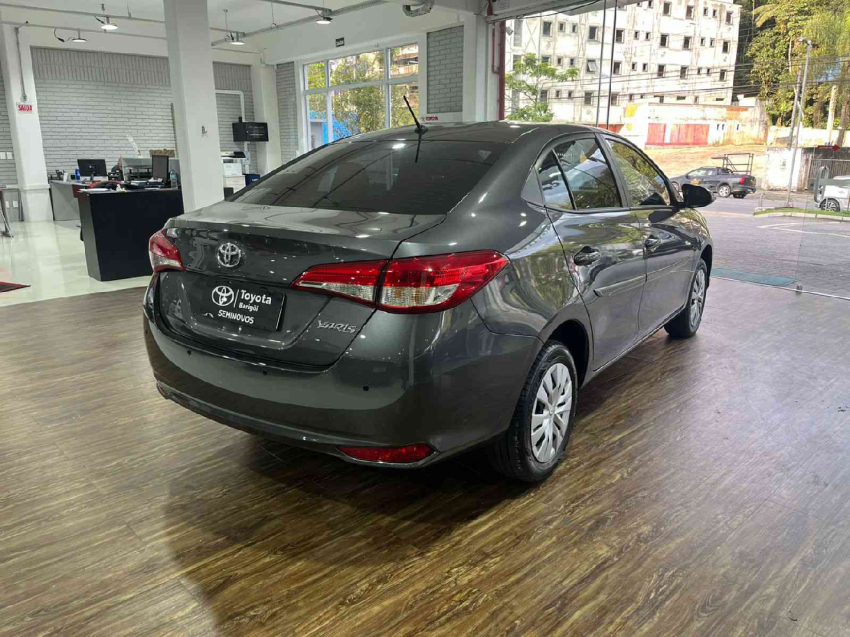 toyota yaris 1.5 16v flex sedan xl multidrive 4p automatico 2025
