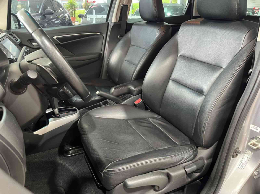 fit exl 1.5 16v cvt flex