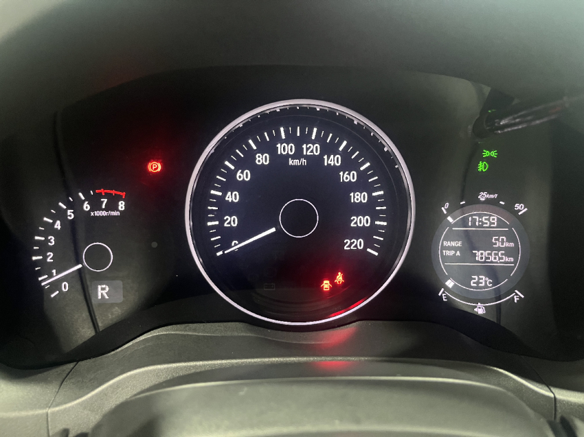 hr-v ex 1.8 aut.