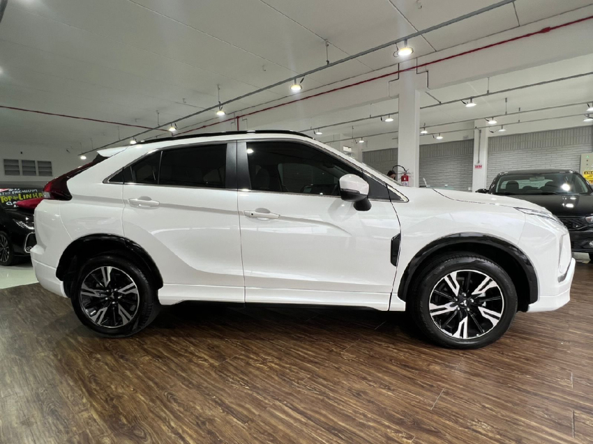 eclipse cross 1.5 turbo gasolina