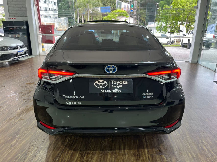 corolla altis 1.8 hibrido3