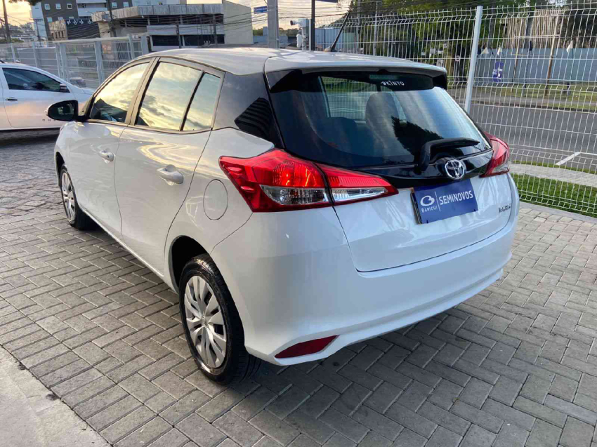 a yaris 1.5 16v flex xl5