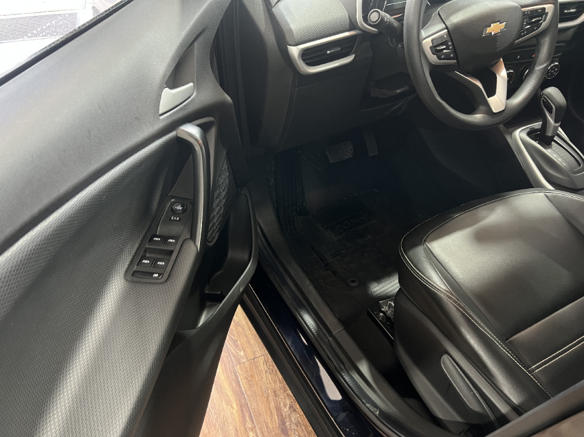 tracker lt 1.0 t aut flex9