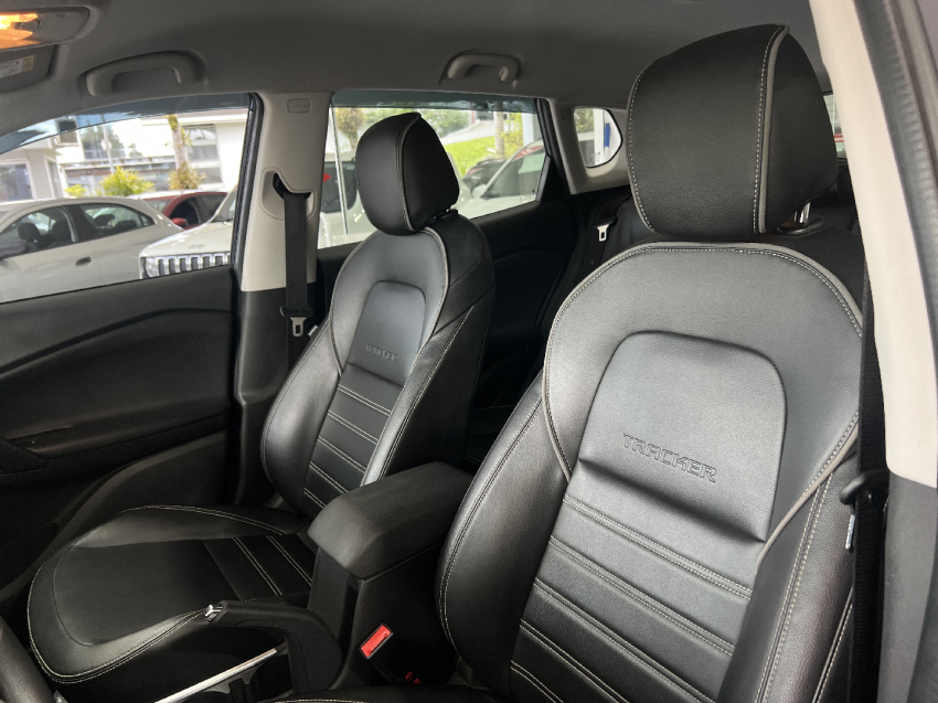 tracker lt 1.0 t aut flex6