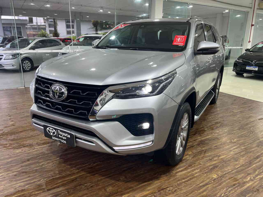hilux sw4 2.8 d-4d turbo diesel