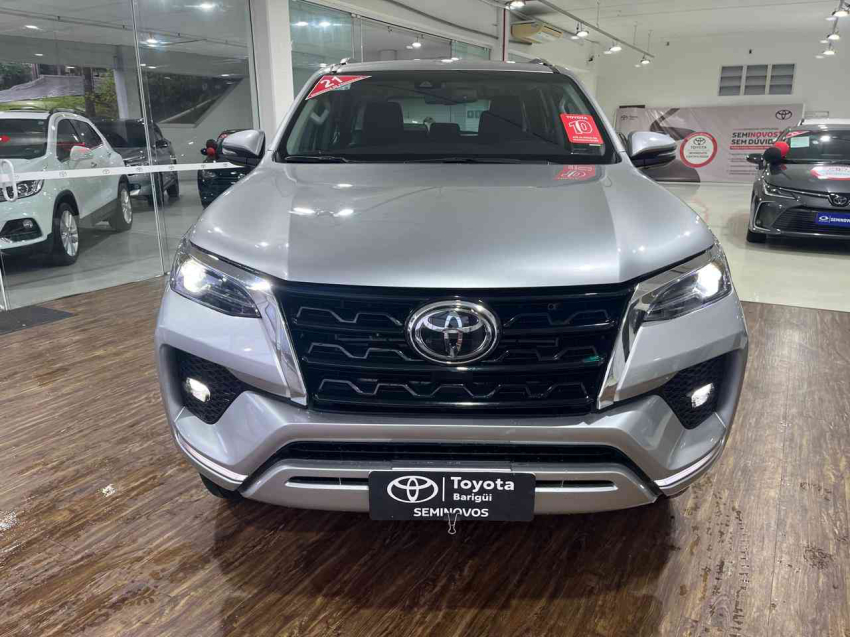 hilux sw4 2.8 d-4d turbo diesel1