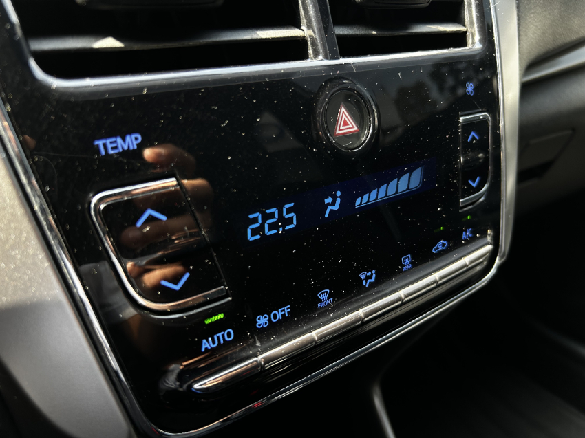 yaris xl plus connect  1.5 flex12