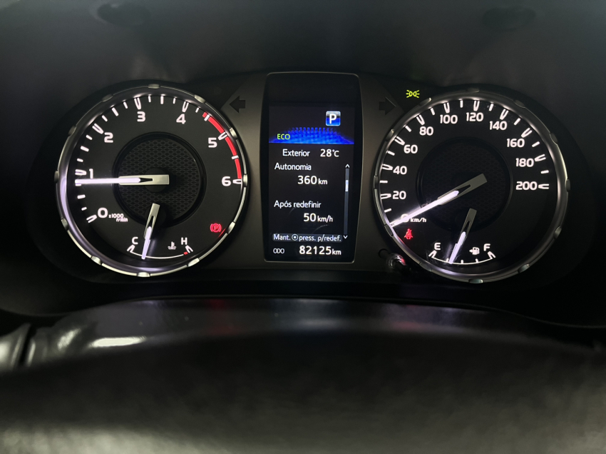 hilux cd dsl 4x4 srx 2.8 diesel7