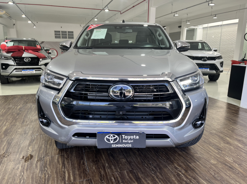 hilux cd dsl 4x4 srx 2.8 diesel