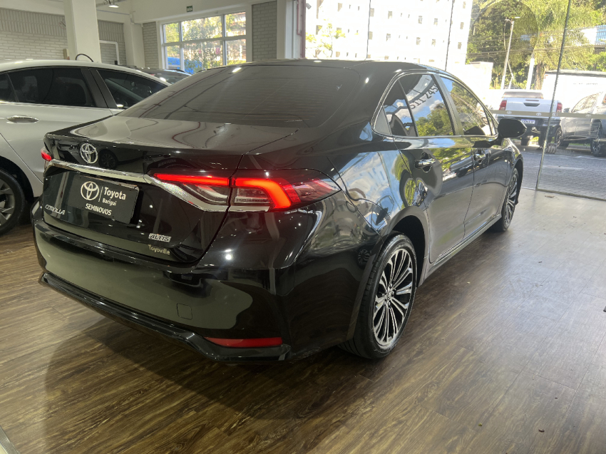 corolla altis 2.0 flex5