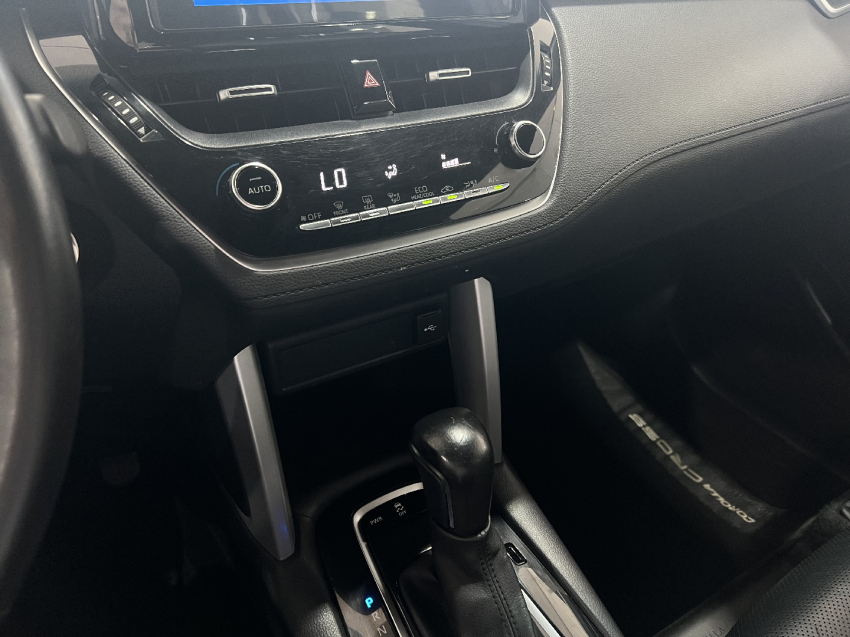 corolla cross xre 2.0  flex12