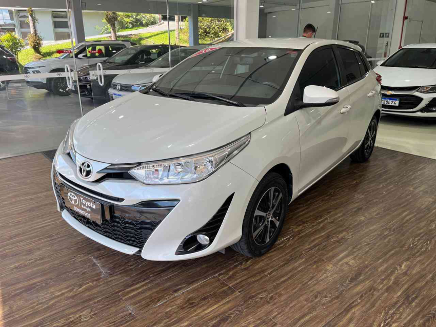yaris xs 1.5 16v flex