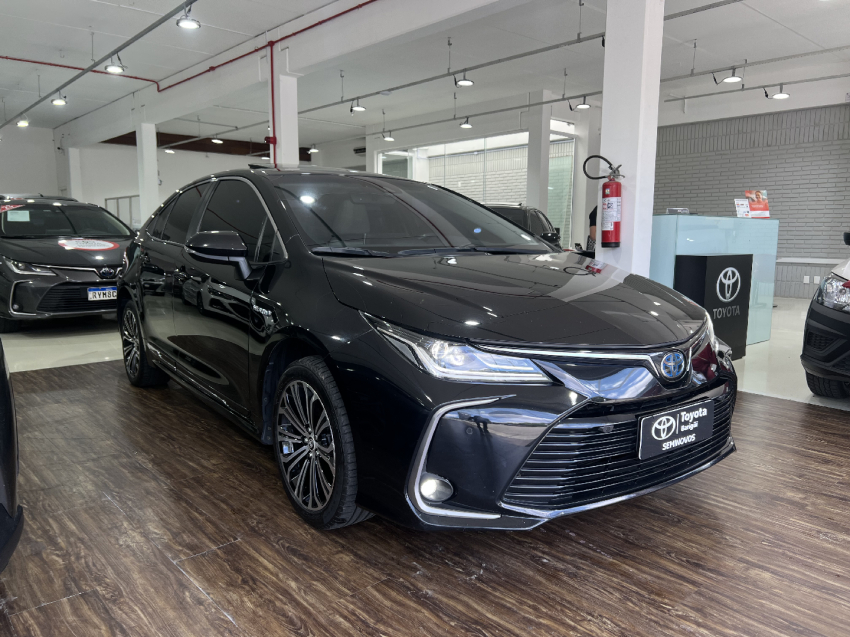 corolla altis prem 1.8 hibrido2