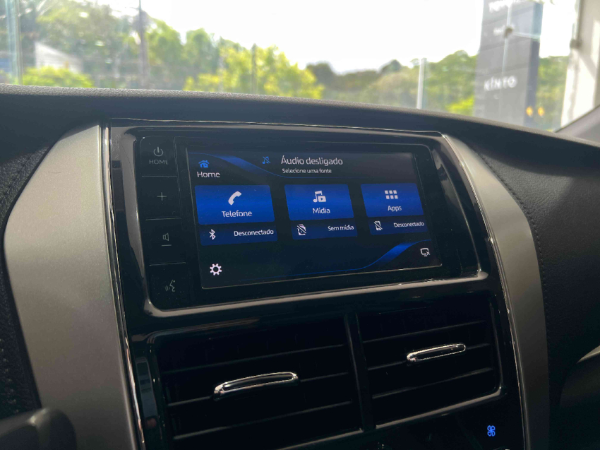 yaris xls sedan 1.59