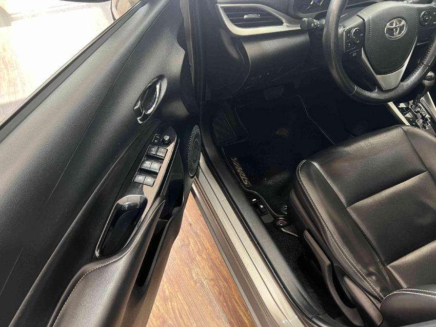 yaris xls sedan 1.57