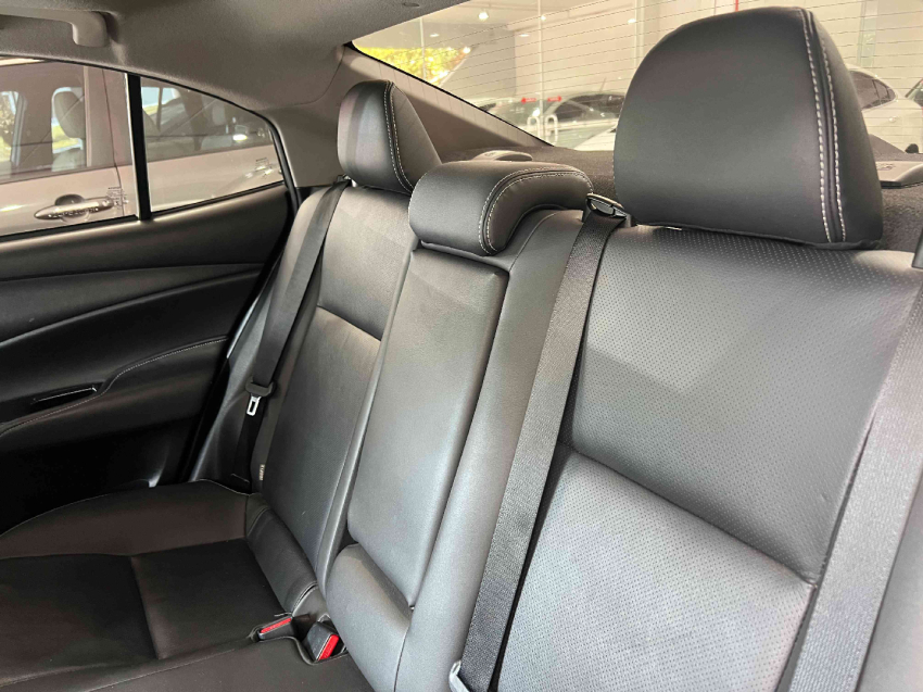 yaris xls sedan 1.56