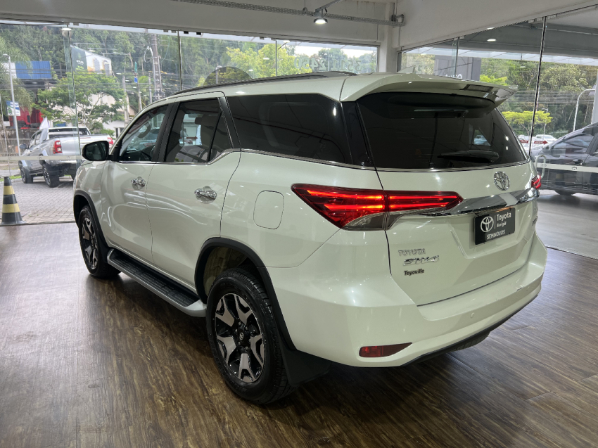 sw4 2.8 srx diamond 4x4 7 lugares4