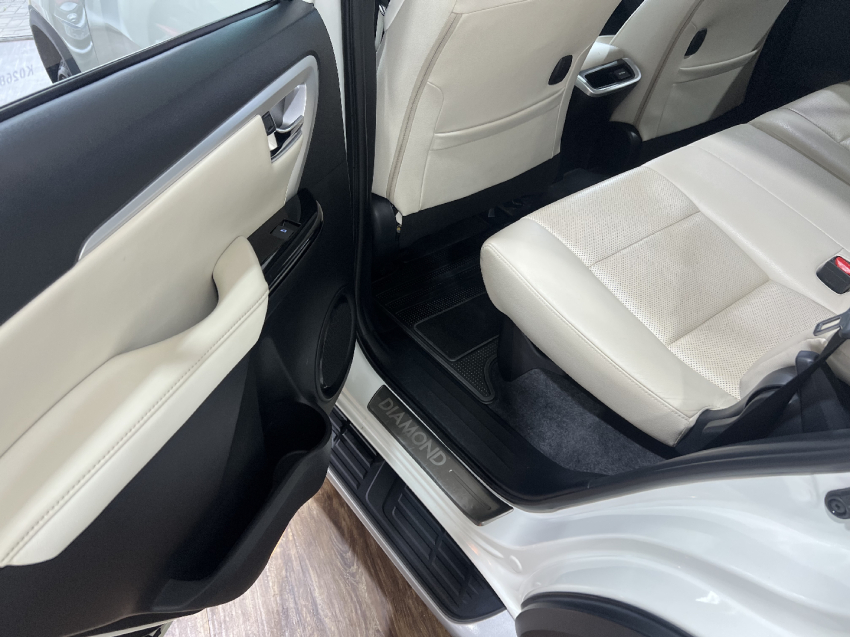 sw4 2.8 srx diamond 4x4 7 lugares7