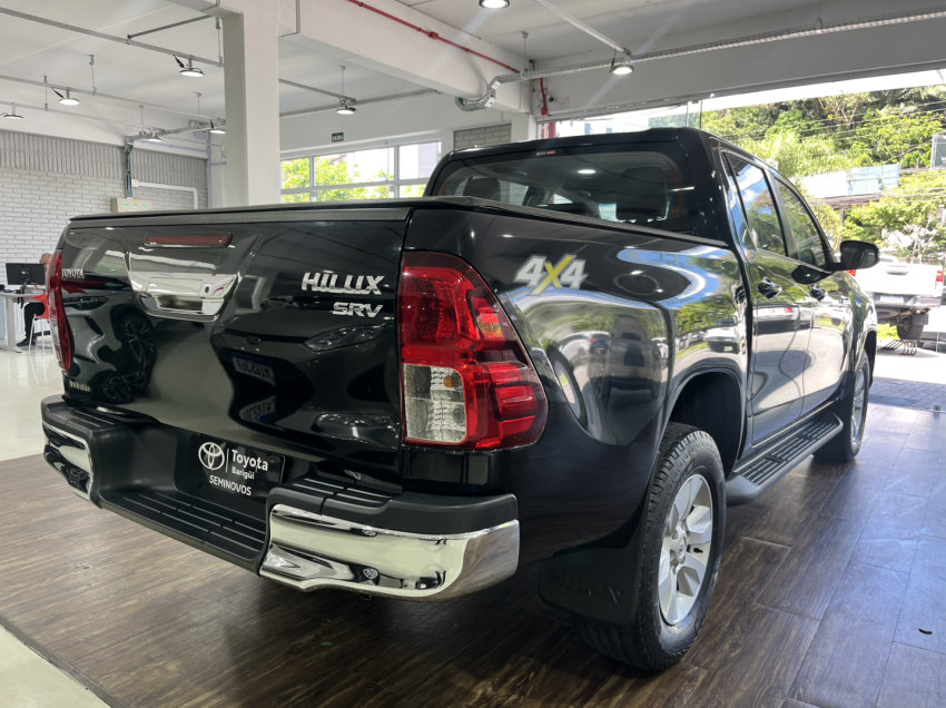 hilux srv 2.7  flex12