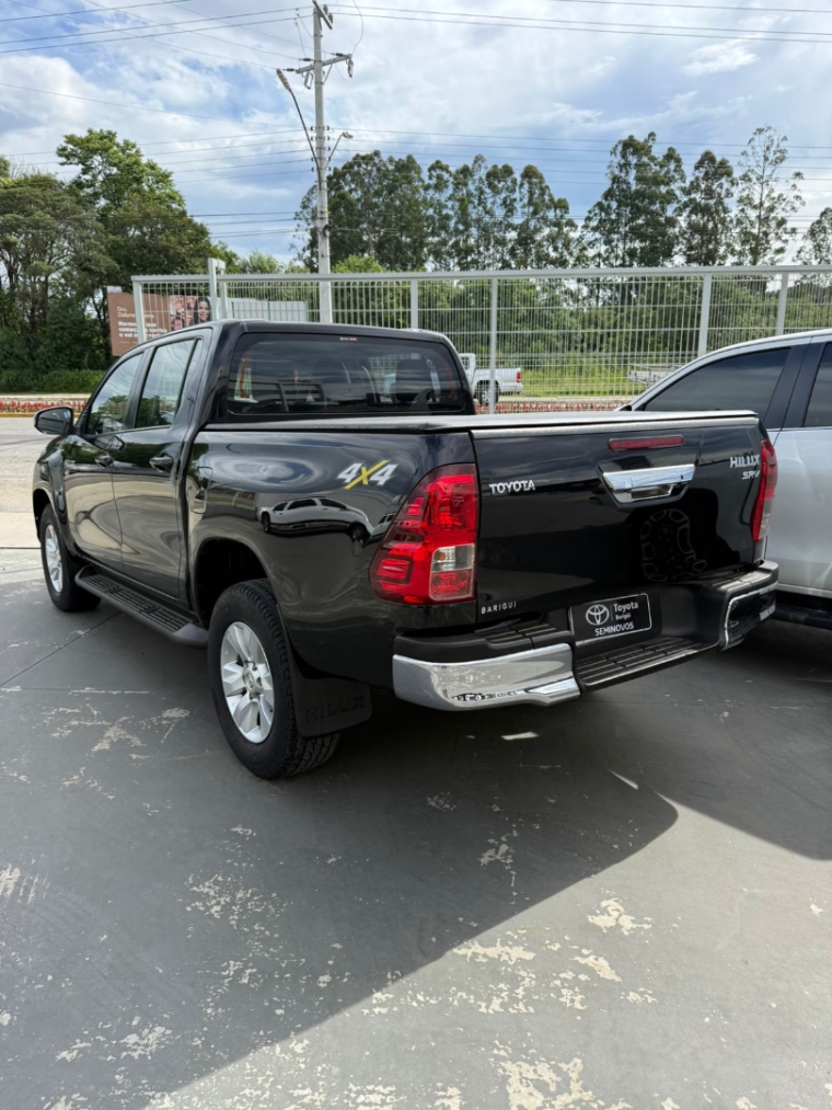 hilux srv 2.7  flex2