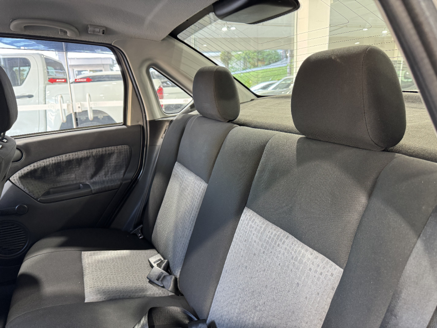 fiesta 1.6 sedan flex7