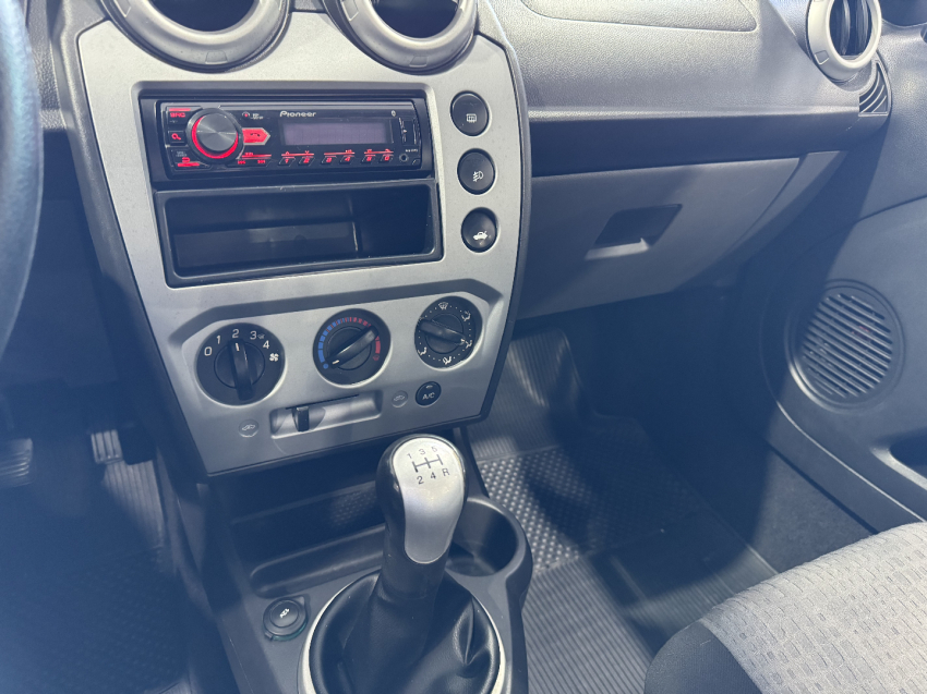 fiesta 1.6 sedan flex12