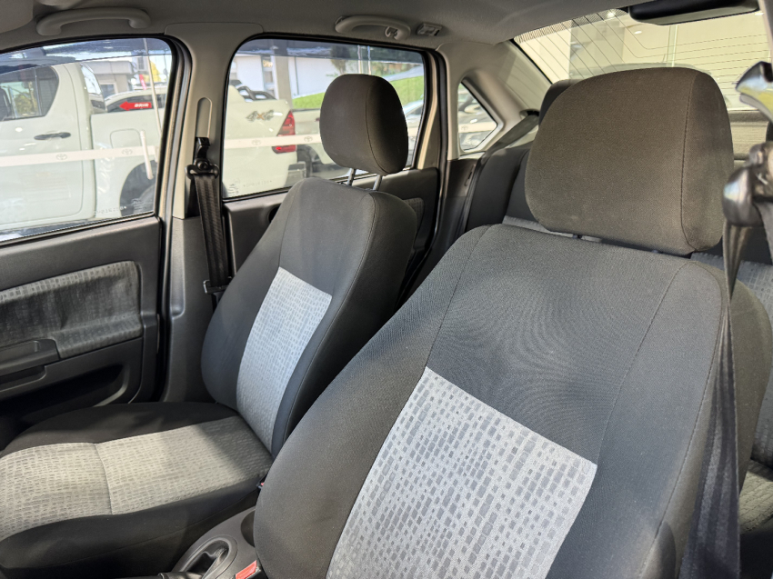 fiesta 1.6 sedan flex9