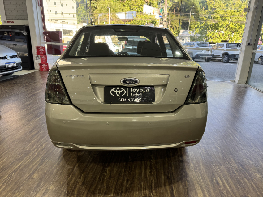 fiesta 1.6 sedan flex4