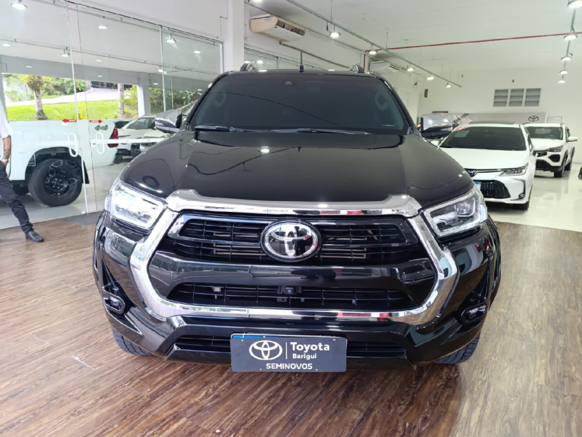 hilux srx 2.8 diesel1