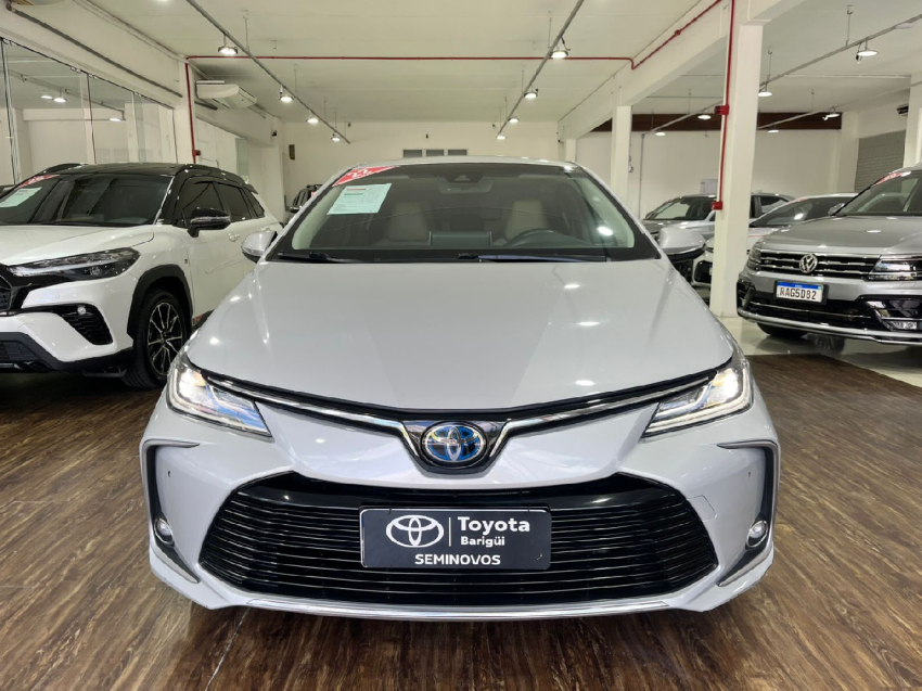 corolla altis premium hibrido 1.8