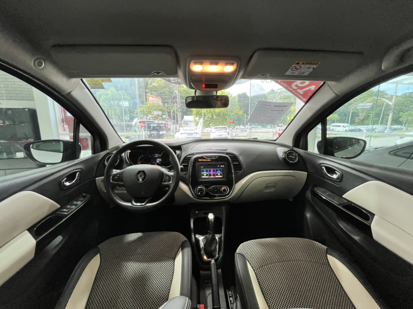 captur intense(tecnhopack) 1.6 16v11