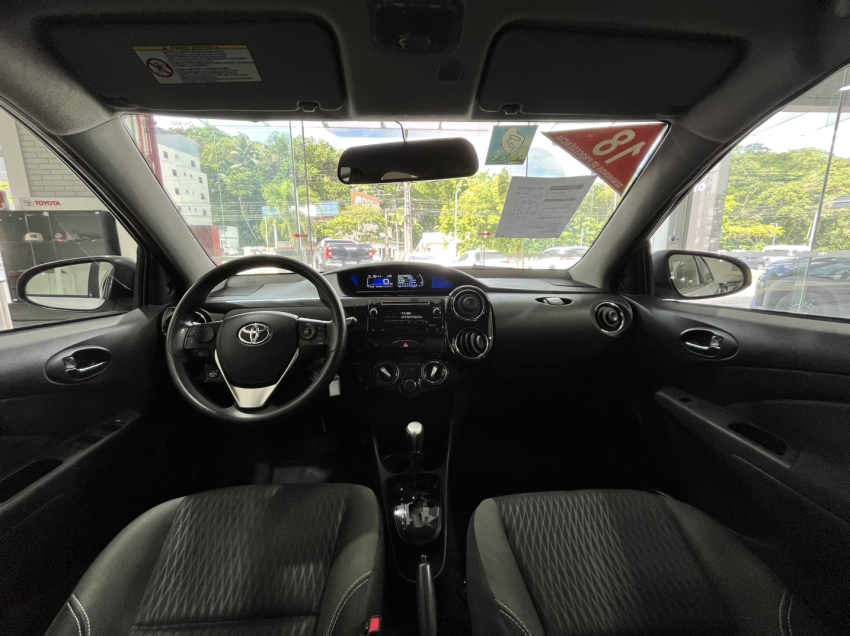 toyota etios hatch xs automatico - cautelar reprovada10