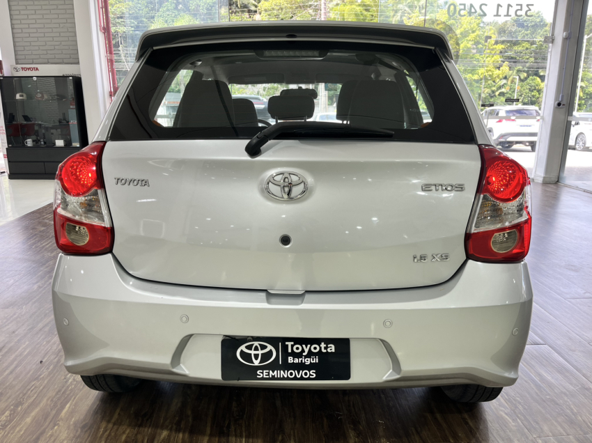 toyota etios hatch xs automatico - cautelar reprovada4