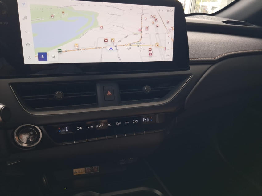 lexus ux 250h luxury 2.0 cvt13