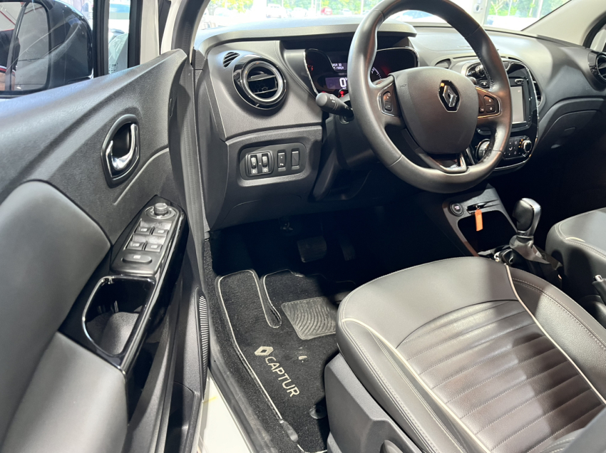 captur 1.6 intense aut.10